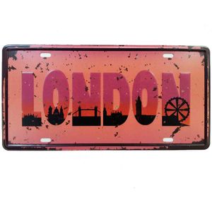 Placa-De-Carro-Decorativa-Em-Alto-Relevo-London-Pink